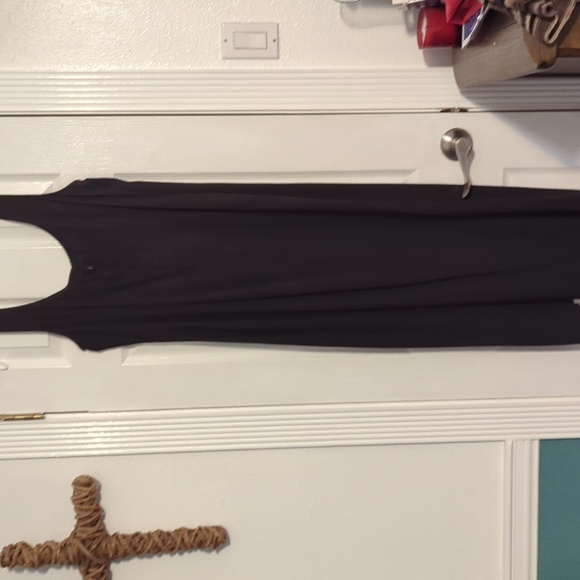 Red/black dress with jacket and side slit. - Picture 6 of 10